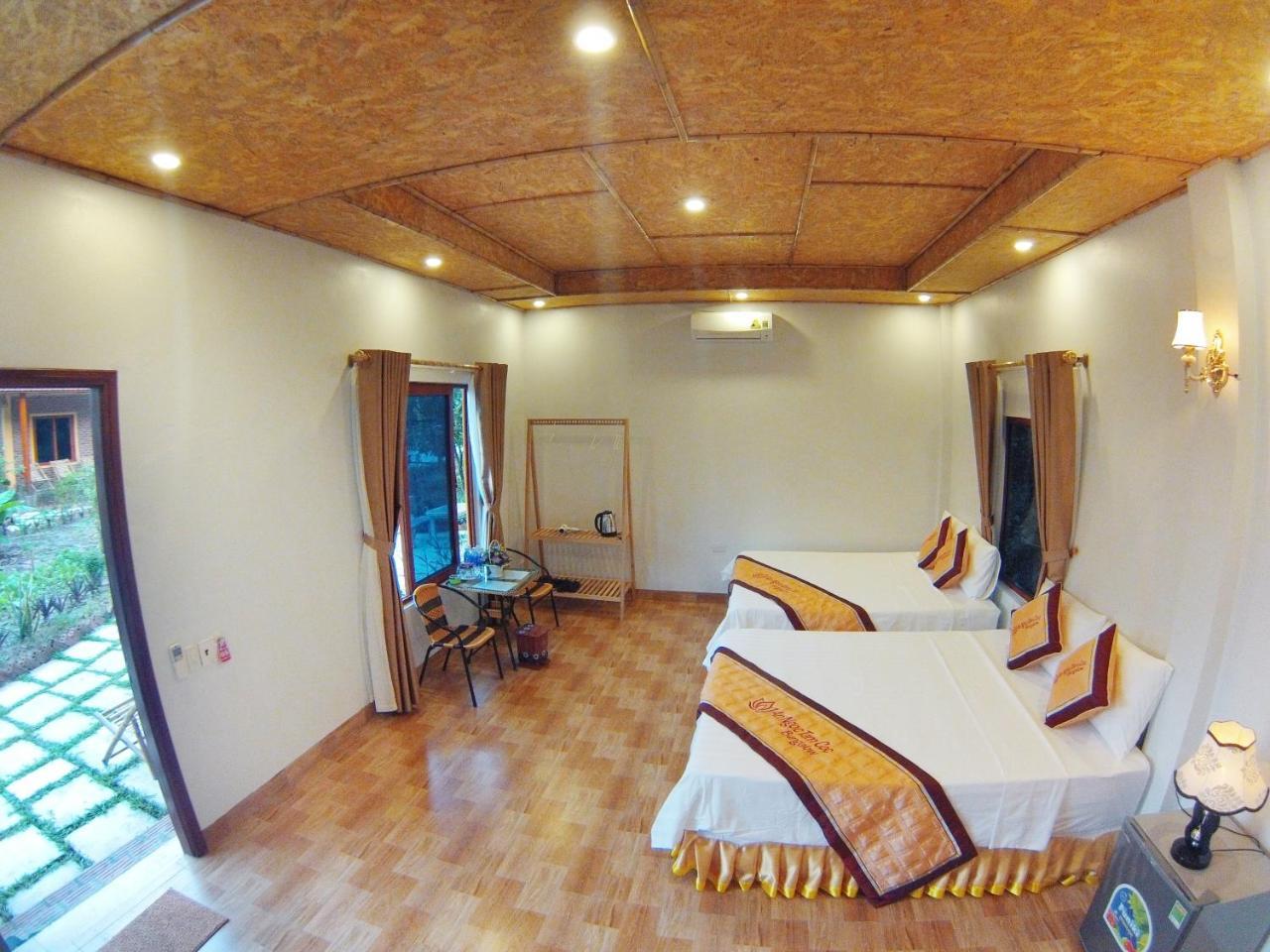 An Ngoc Tam Coc * Ninh Binh